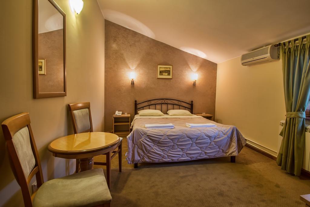 Hotel Konak Vukasinovic Bělehrad Pokoj fotografie